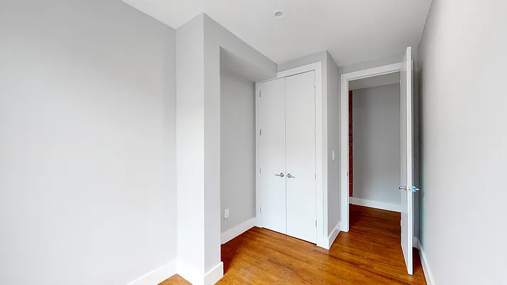 Rented by STREELTY | media 17