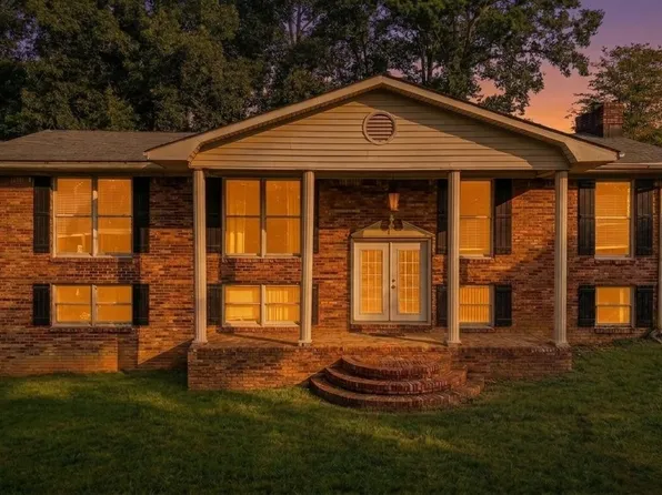 1696 Clouds Rd, New Tazewell, TN 37825