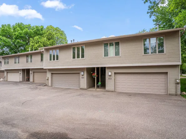 6304 Falcon Ct, Edina, MN 55436