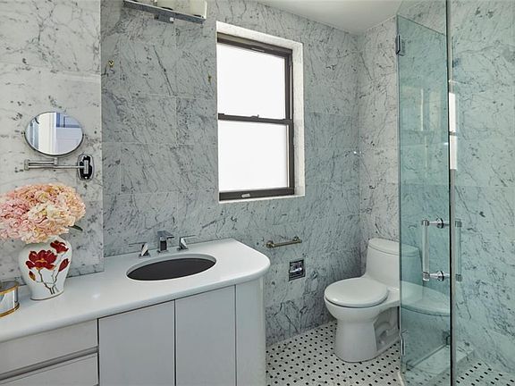 5th image of 969 Park Ave APT 10F