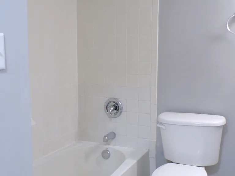 6672 Bartlett Rd — Photo 10