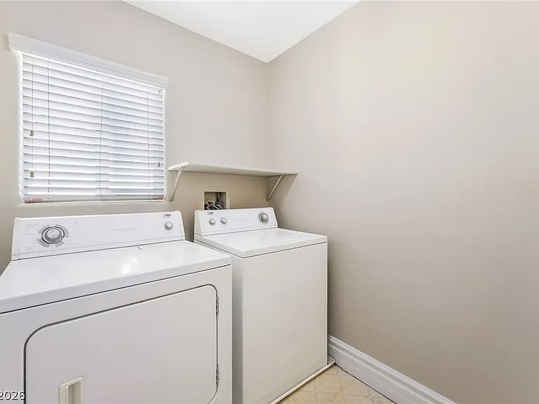9731 Kampsville Ave — Photo 29