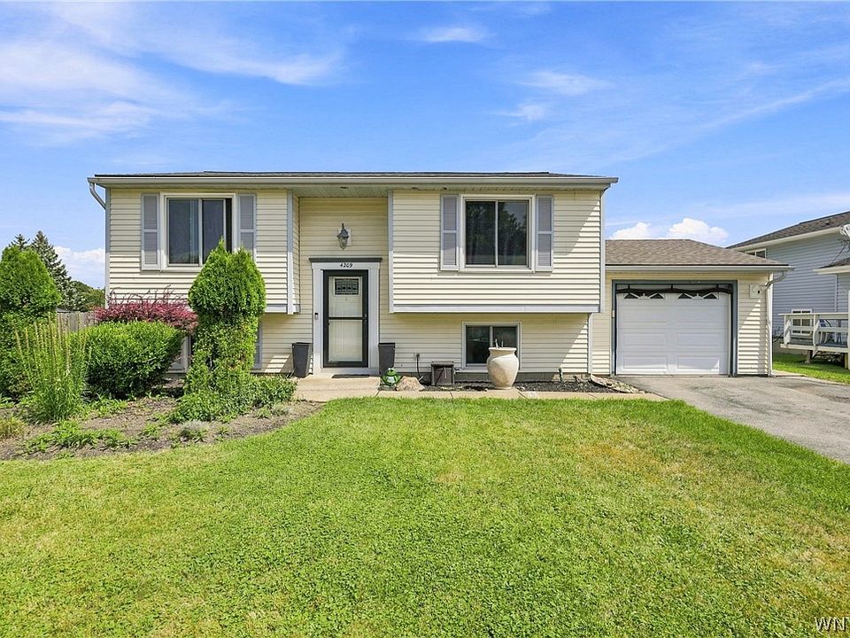 1st image of 4209 Polly Ln