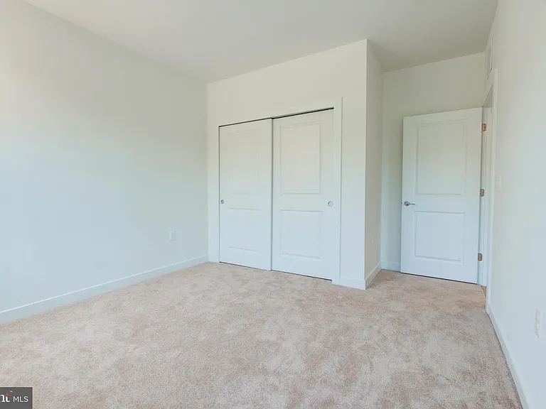 16108 Frederick Rd — Photo 27