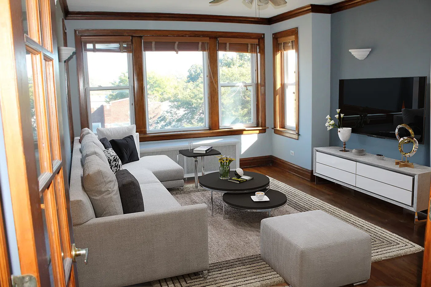 2 bed, 1200 sqft, $2,295 — Photo 4