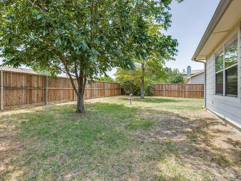 9709 Thomas Jefferson Dr — Photo 21