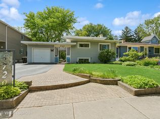 5720 Dunham Rd, Downers Grove, IL 60516