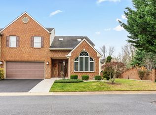 1423 Lindsay Ln, Hagerstown, MD 21742