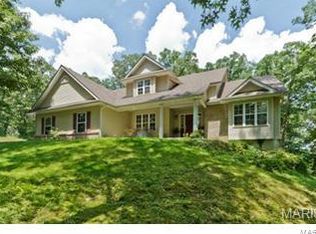 155 Red Hawk Rdg, Troy, MO 63379
