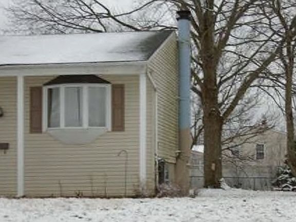 3rd image of 5657 Baylor Ave
