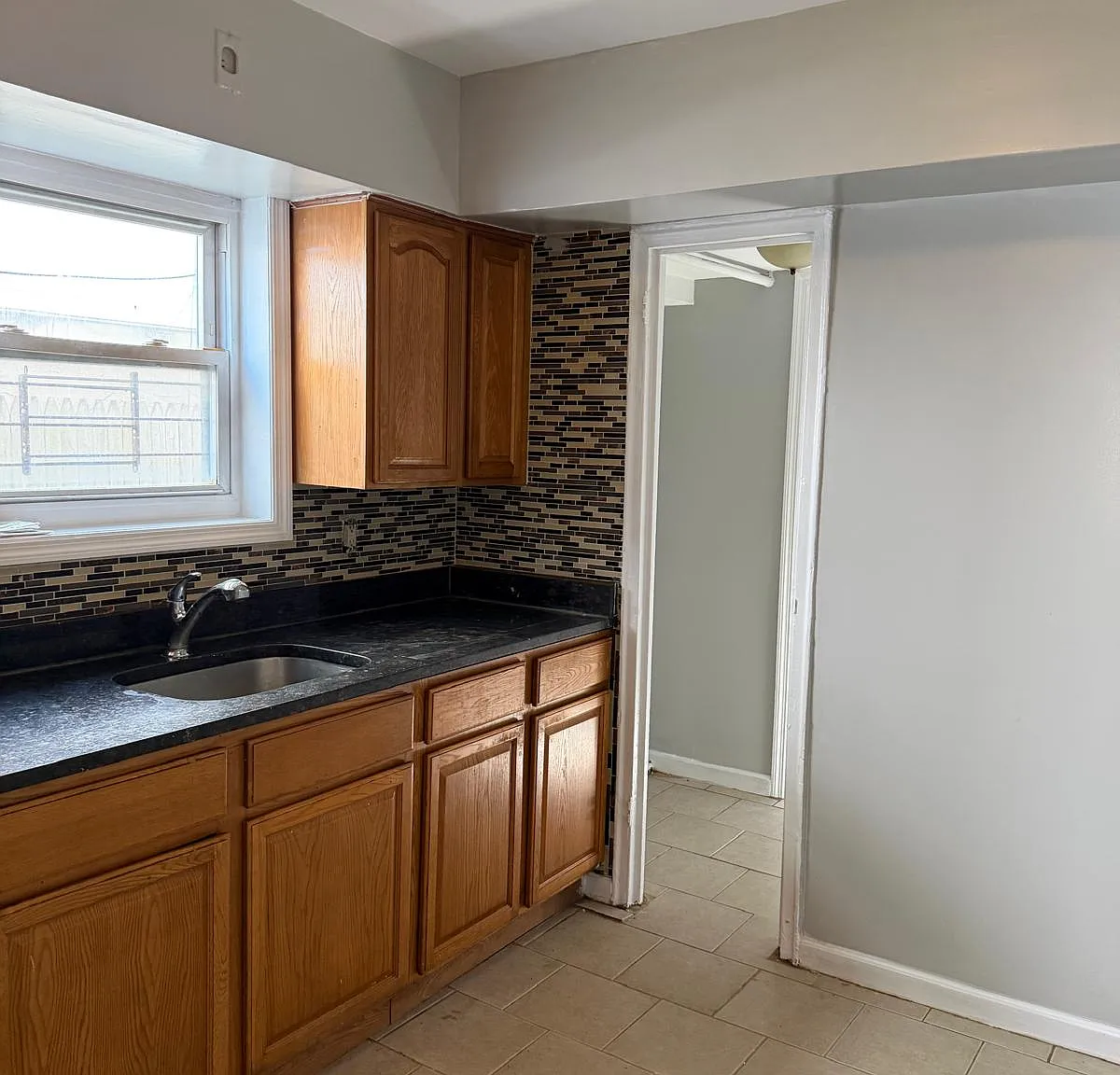 2 bed, 1000 sqft, $2,500 — Photo 4