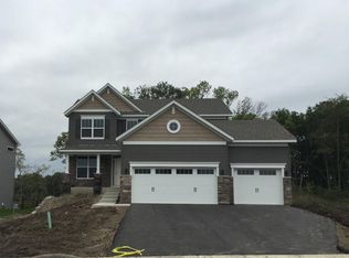 1375 Shadywood Ln, Waconia, MN 55387