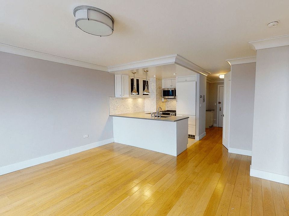 1st image of 70 W 93rd St #7026A
