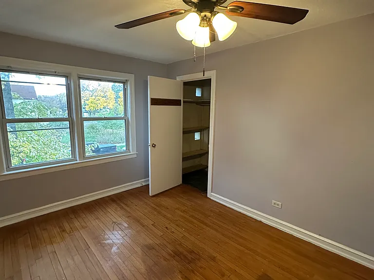 242 N Mayfield Ave #2W — Photo 1