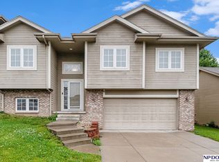 7212 S 174th St, Omaha, NE 68136