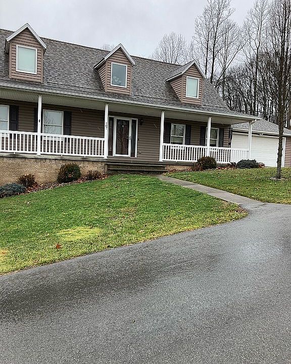 1st image of 107 White Pine Dr