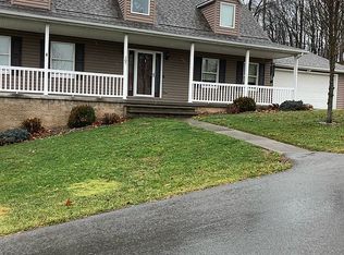 107 White Pine Dr, Fairmont, WV 26554