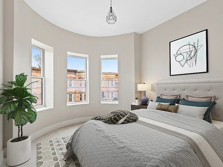 18 Fairview Pl #2B — Photo 2