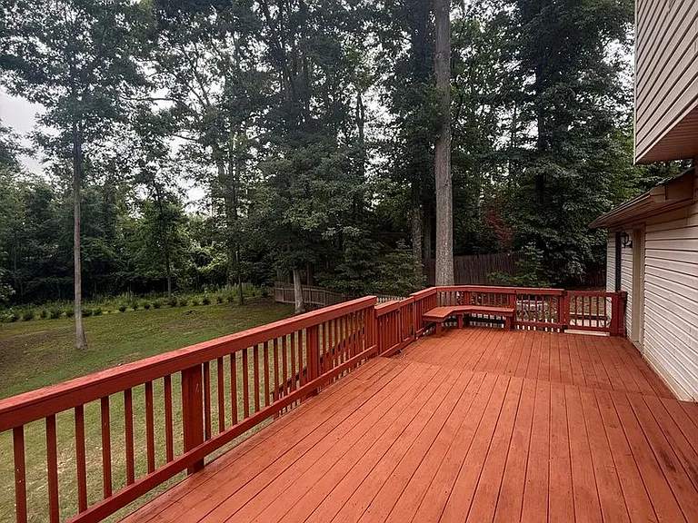 127 Pilgrim Cv — Photo 13