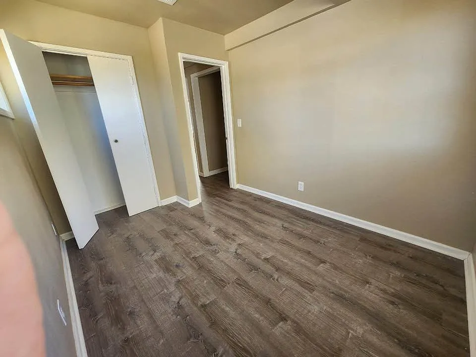 3 bed, 1200 sqft, $1,550 — Photo 4