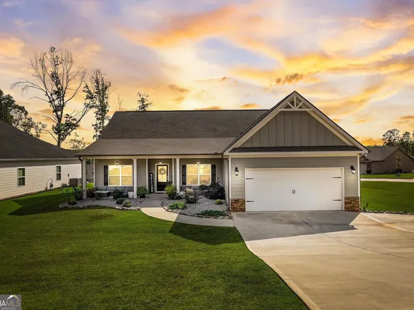 8381 Dublin Dr, Winston, GA 30187