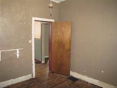 5th image of 317 Garnsey St
