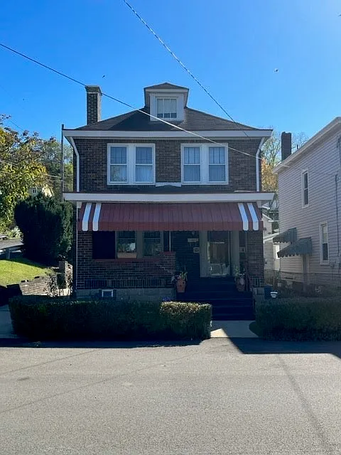 3029 Norland St photo 1