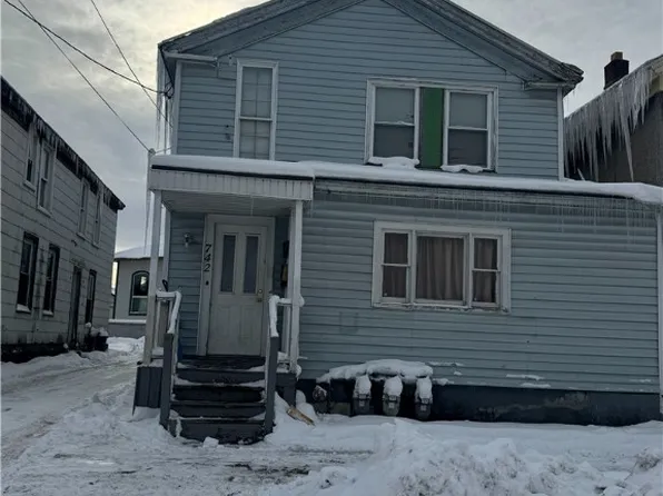 742 Jay St, Utica, NY 13501