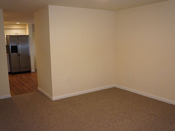 Family room - view 1