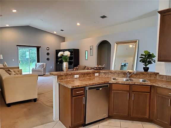 2nd image of 967 Buccaneer Blvd