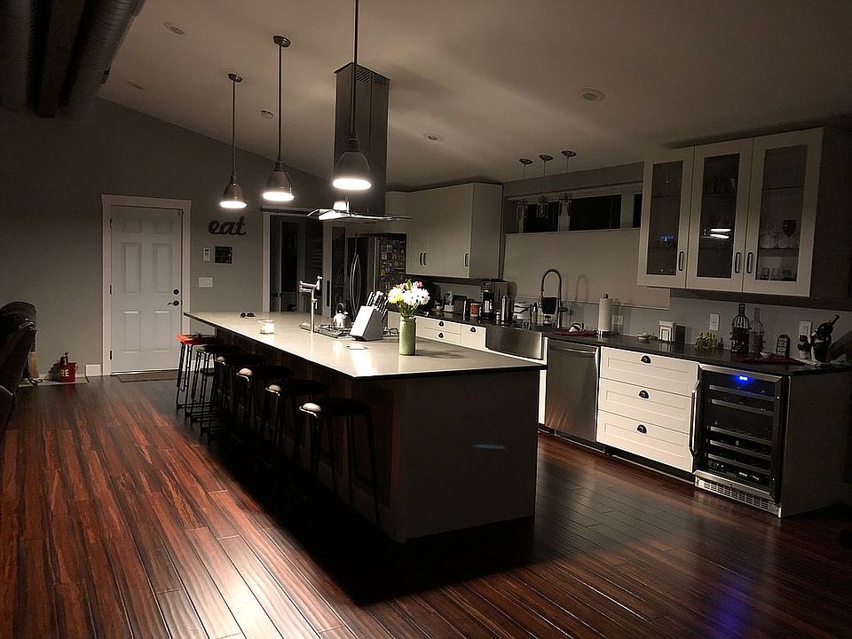 Spacious kitchen area
