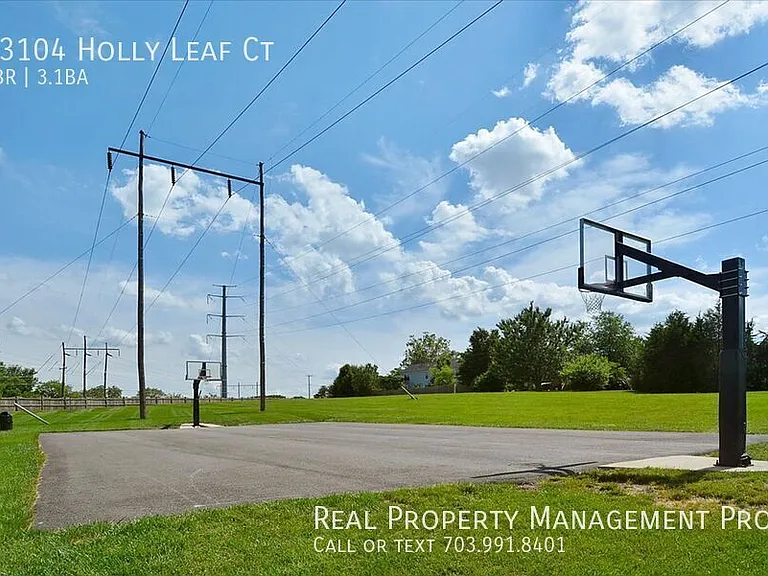 13104 Holly Leaf Ct — Photo 21