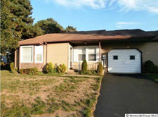 12 Ardsley Ave #A, Manchester Township, NJ 08759