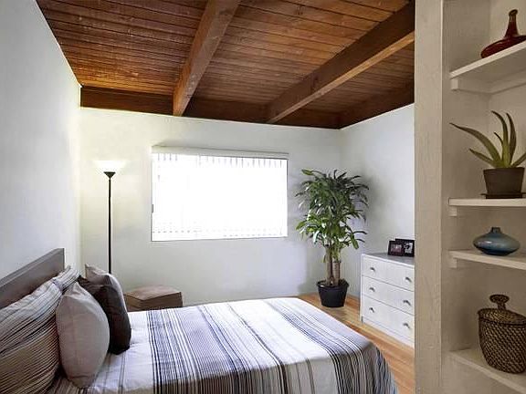 5th image of 5030 Tujunga Ave #K