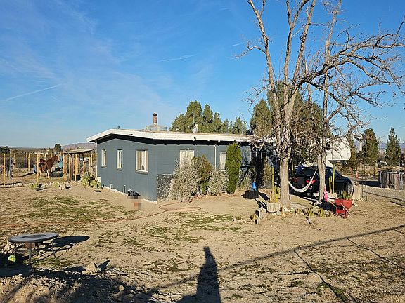3rd image of 9676 Visalia Ave
