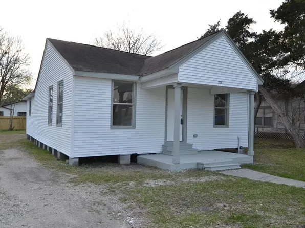 2208 Highway 3, Dickinson, TX 77539