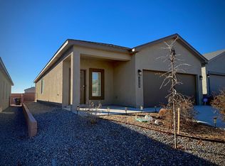 10658 Savoya Ln SW, Albuquerque, NM 87121
