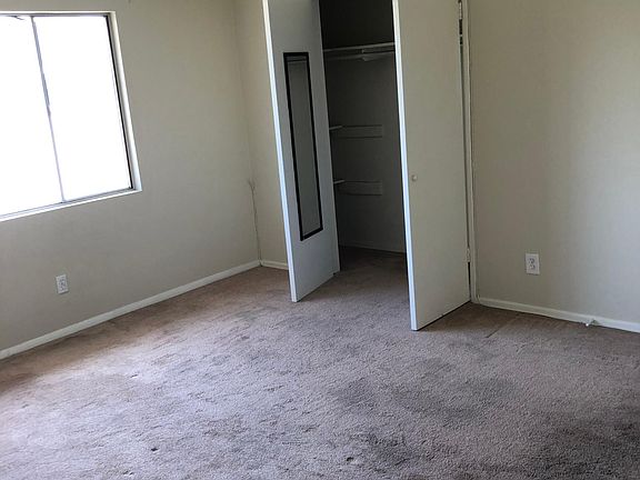 4th image of 3110 Livonia Ave #2
