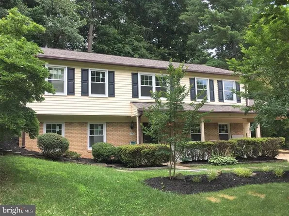 14413 Bauer Dr, Rockville, MD 20853