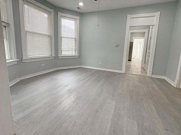3rd image of 1056 N Central Ave #2