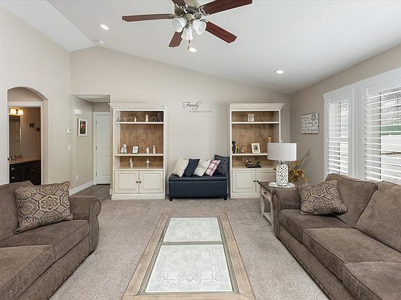 5th image of 7114 N 2275 W