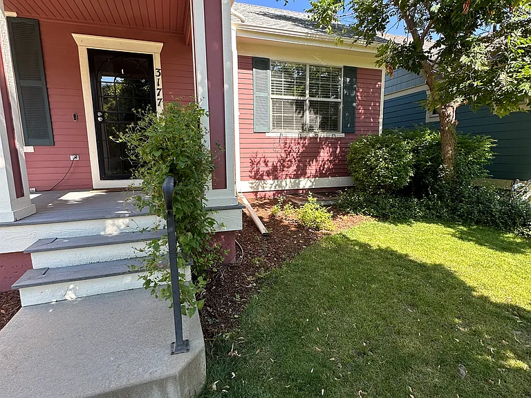 3177 Geneva Ct — Photo 3