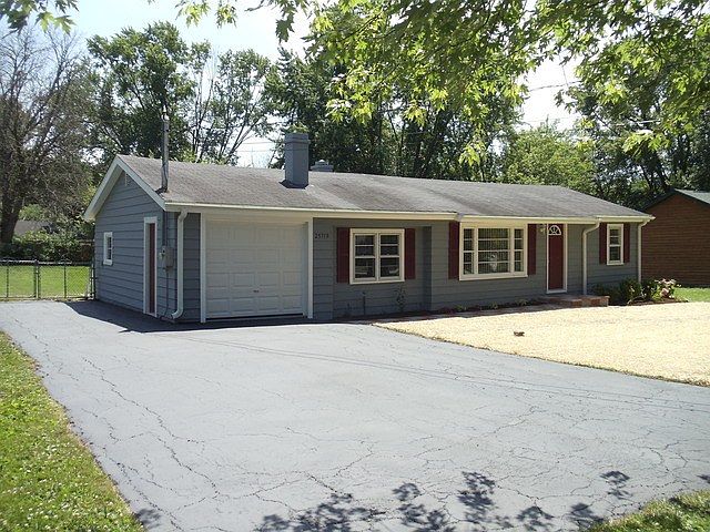 1st image of 25719 W Woodlawn Ave