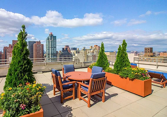 Rented by Mirador Real Estate | media 7