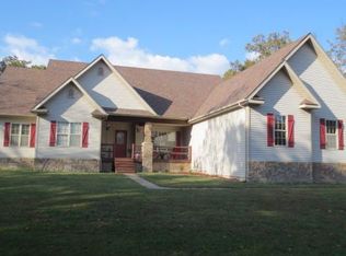 185 Indian Creek Dr, Marshfield, MO 65706