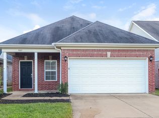 9885 White Poplar Dr, Olive Branch, MS 38654