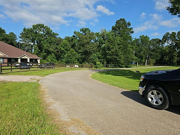 5th image of 11925 Miller Cir