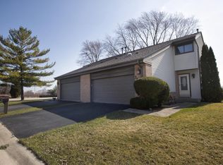 Camelot Trails Condominiums, Oak Creek, WI 53154