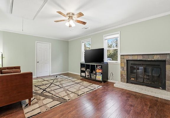 5th image of 1262 Sea Island Pkwy