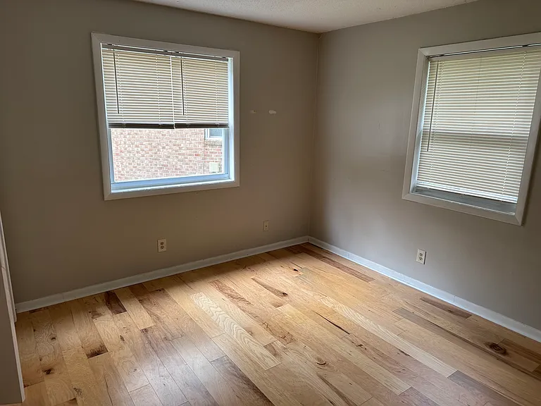 452 Dacian Rd — Photo 13